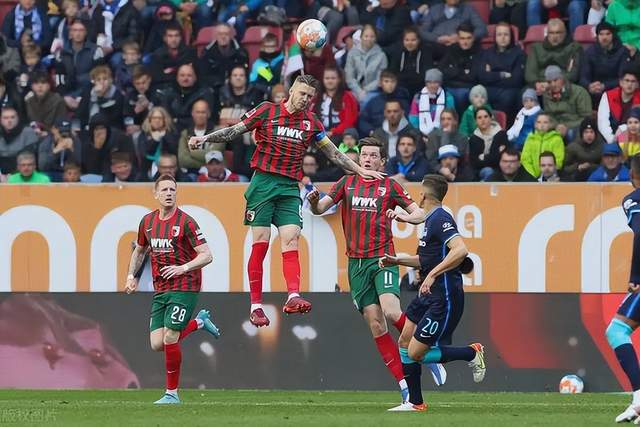 亚冠-C罗梅开二度轰913球 利雅得胜利3-1胜